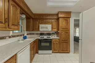 3863 Lamb Dr, Tyler, TX 75709 - Photo 7