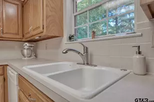 1006 Carol Dr, Lindale, TX 75771 - Photo 17
