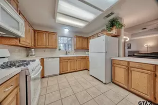 1006 Carol Dr, Lindale, TX 75771 - Photo 13