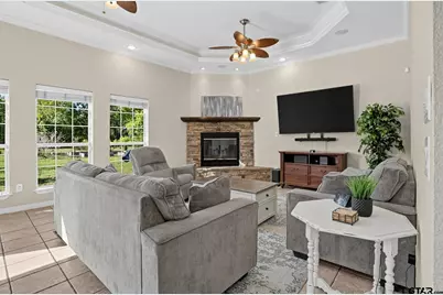 635 Boundry St, Mineola, TX 75773 - Photo 19