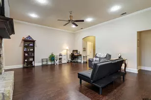 407 Whitaker, Bullard, TX 75757 - Photo 9