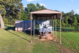 226 County Rd 478, Palestine, TX 75803 - Photo 27