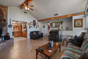 226 County Rd 478, Palestine, TX 75803 - Photo 9