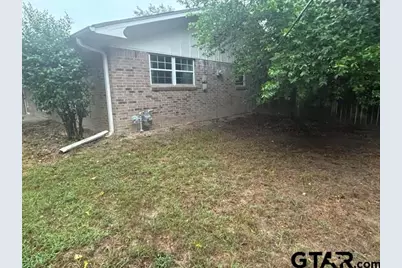 412 Angelina St, Jacksonville, TX 75766 - Photo 9