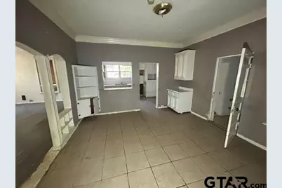 705 W Green St, Palestine, TX 75801 - Photo 7