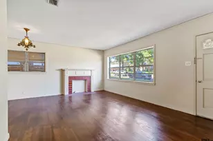 409 E 5th St, Tyler, TX 75701 - Photo 5