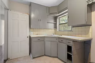 409 E 5th St, Tyler, TX 75701 - Photo 9