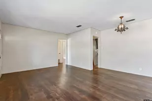 409 E 5th St, Tyler, TX 75701 - Photo 7