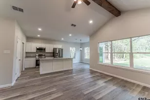 921 Putham St, Sulphur Springs, TX 75482 - Photo 7