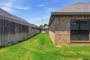 217 Smith Cir, Lindale, TX 75771 - Photo 25