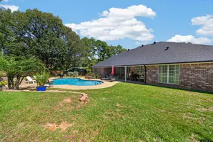 20402 Ashley Cir, Troup, TX 75789 - Photo 31