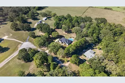 20402 Ashley Cir, Troup, TX 75789 - Photo 39