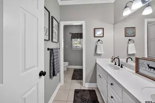 20402 Ashley Cir, Troup, TX 75789 - Photo 11