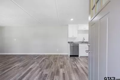2375 Clinton Dr., Chandler, TX 75758 - Photo 5