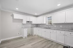 1010 N Grand, Tyler, TX 75702 - Photo 11