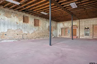 108 N Johnson, Mineola, TX 75773 - Photo 9