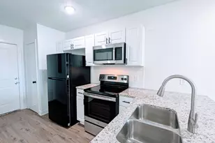 102 Chestnut Circle, Tyler, TX 75707 - Photo 3