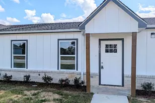 102 Chestnut Circle, Tyler, TX 75707 - Photo 1