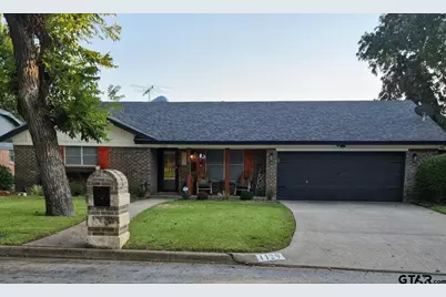 1129 Henson Dr, Hurst, TX 76058 - Photo 3
