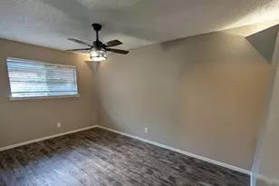 1129 Henson Dr, Hurst, TX 76058 - Photo 37