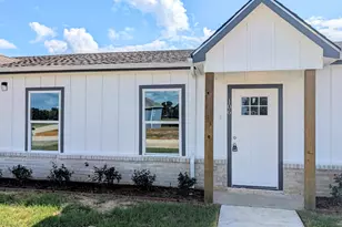 106 Chestnut Circle, Tyler, TX 75707 - Photo 1
