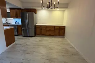 2216 Crestwood Dr, Tyler, TX 75701 - Photo 9