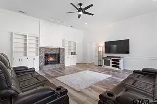 1603 Old Oak Dr, Tyler, TX 75703 - Photo 7