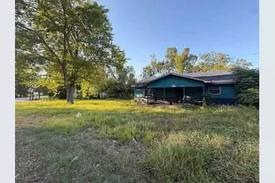 206 W Main Street, Chandler, TX 75758 - Photo 1