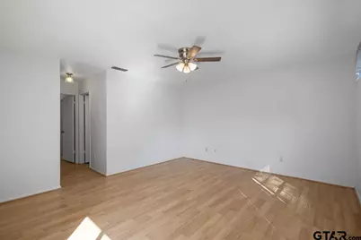 2615 Shady Bluff, Tyler, TX 75707 - Photo 11