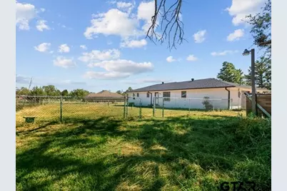 17014 Woodcrest Circle, Lindale, TX 75771 - Photo 5