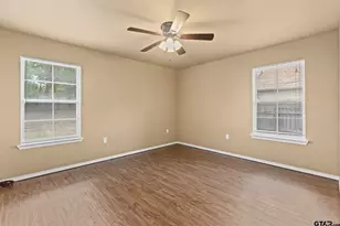 205 Lomond Ave, Longview, TX 75601 - Photo 15