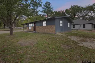 204 Kates St, Troup, TX 75789 - Photo 1