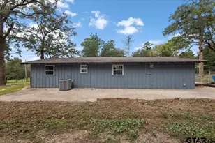 204 Kates St, Troup, TX 75789 - Photo 19