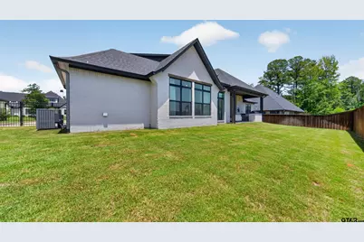 1572 Maple Circle, Tyler, TX 75703 - Photo 43
