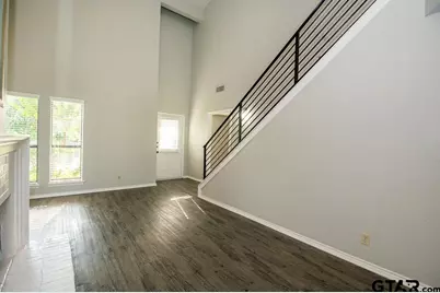 5805 Hollytree, Tyler, TX 75703 - Photo 5