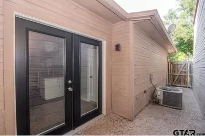5805 Hollytree, Tyler, TX 75703 - Photo 29