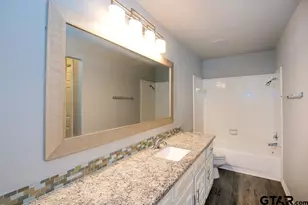 5805 Hollytree, Tyler, TX 75703 - Photo 15