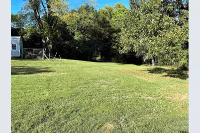 1107 Calhoun, Palestine, TX 75802 - Photo 13