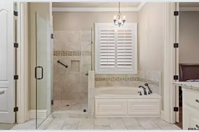 1109 Laurelwood Dr., Tyler, TX 75703 - Photo 21