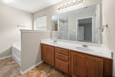 10829 Southern Trace, Flint, TX 75762 - Photo 13