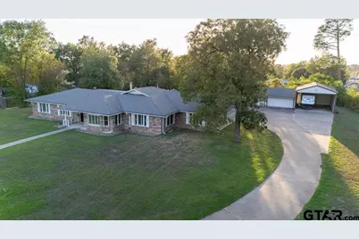 405 Moore St, Winnsboro, TX 75494 - Photo 3