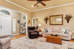 4205 Fillbrook Ln, Tyler, TX 75707 - Photo 9