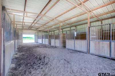 261 Cr 4528, Point, TX 75472 - Photo 3
