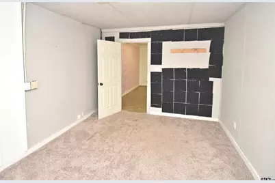 415 W McDonald St, Mineola, TX 75773 - Photo 15