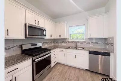 5713A Charles Merle Dr, Austin, TX 78747 - Photo 3