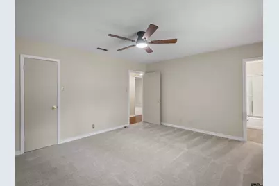 411 N Glencrest, White Oak, TX 75693 - Photo 15