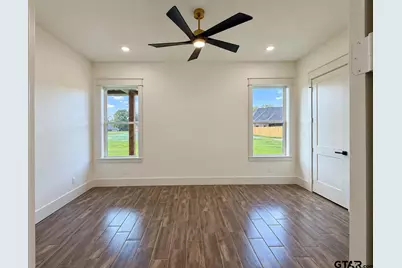 13927 Cedar Hill Ln, Tyler, TX 75704 - Photo 7