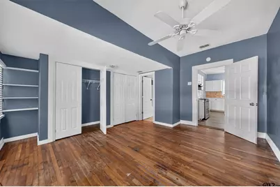 201 N Henry, Lindale, TX 75771 - Photo 23