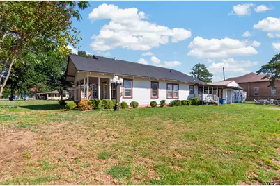 201 N Henry, Lindale, TX 75771 - Photo 3