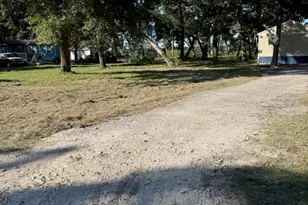 14225 Clark Ln, Wills Point, TX 75169 - Photo 1